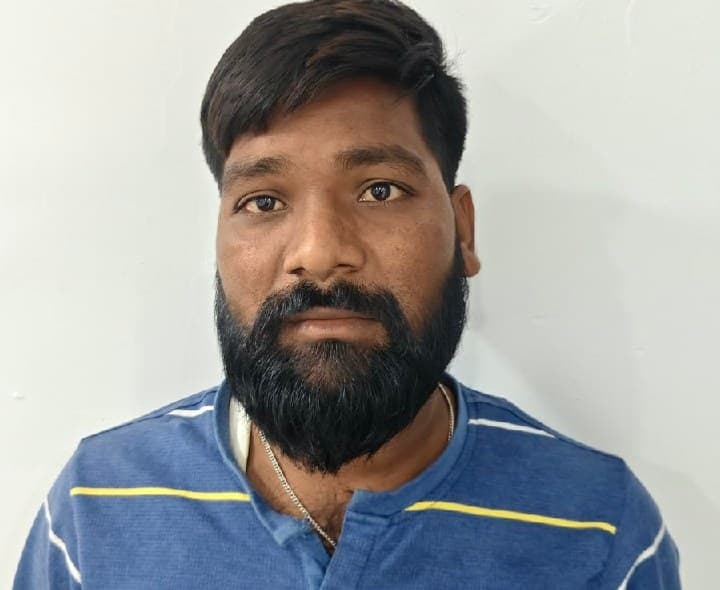 కేరెల్లి వద్ద ప్రైవేట్ బస్సు బోల్తా - నలుగురు మృతి - డ్రైవర్ అరెస్ట్ - Udayam