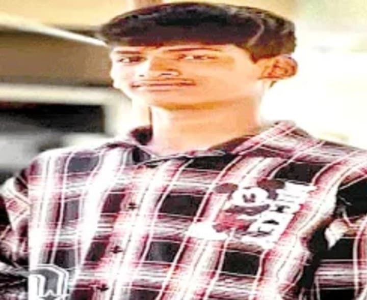 పాము కాటుకు గురై విద్యార్థి మృతి - Udayam