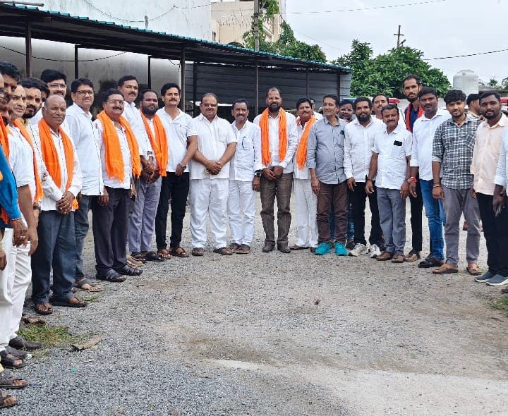 ఆధ్యాత్మిక భావాలు భక్తిశ్రద్ధలతో గణేష్ నవరాత్రి ఉత్సవాలు - Udayam