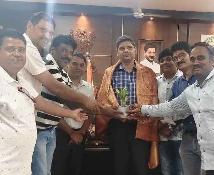 155 మంది జర్నలిస్టులకు మూడో విడత అక్రిడిటేషన్ కార్డులు - Udayam