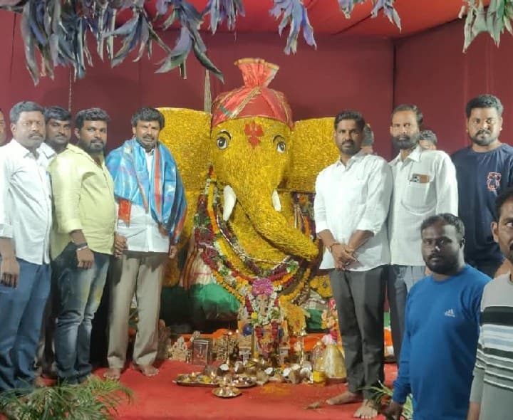జడ్చర్లలో పర్యావరణహిత వినాయక విగ్రహాలు - Udayam