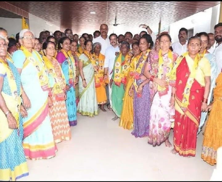 టెక్కలిలో వైసీపీకి షాక్ - Udayam