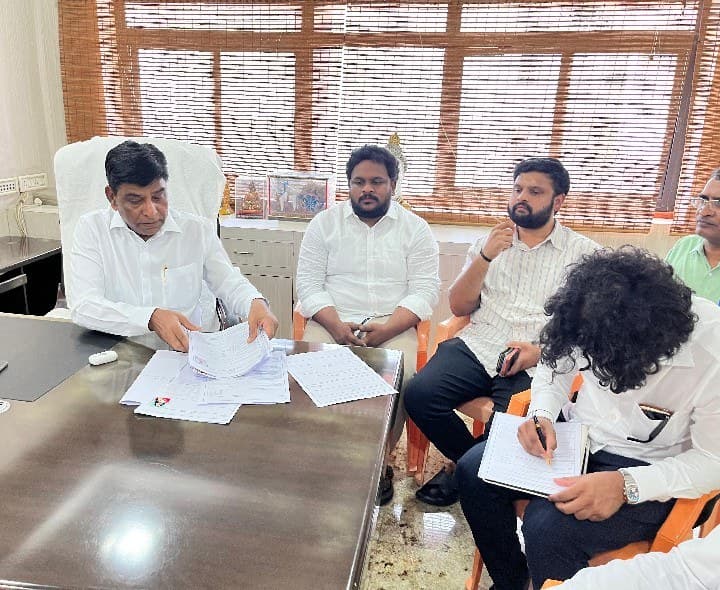 గ్రాడ్యుయేట్ ఓటర్ల నమోదుకు మాజీ ఎంపీ నామా శ్రీకారం - Udayam