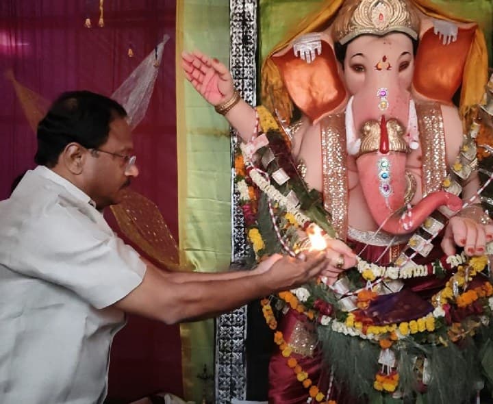 జడ్చర్లలో వినాయక మండపాల సందర్శన - Udayam
