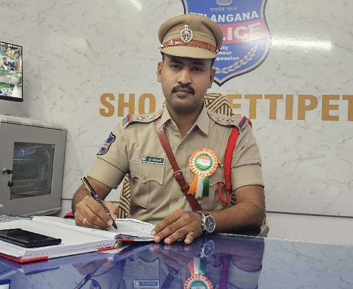 విద్యుత్ వైర్ల కింద మండపాలు ఏర్పాటు చేయవద్దు - Udayam