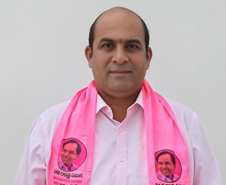 పట్టభద్రులు ఓటు నమోదు చేసుకోవాలి - Udayam
