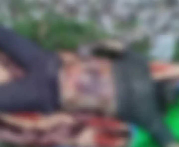 రైల్వే పట్టాలపై మృతదేహం కలకలం - Udayam