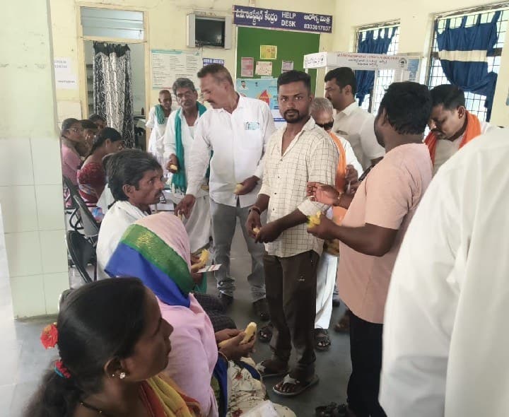 డిచ్పల్లి ప్రభుత్వ ఆసుపత్రిలో బీజేపీ ఆధ్వర్యంలో సేవా కార్యక్రమం - Udayam