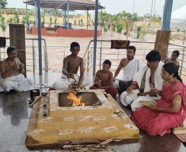కసాపురం ఆలయంలో ఆయుష్షు హోమం - Udayam