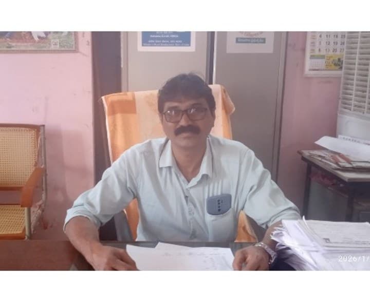 ఇంకుడు గుంతల నిర్మాణానికి ప్రోత్సాహం - Udayam