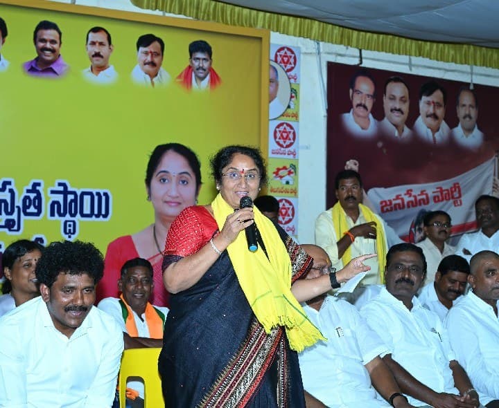 పెనుకొండకు రూ.100కోట్ల తో తాగునీరు - Udayam