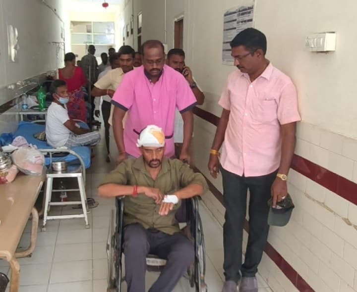 విధుల్లో ఉన్న విద్యుత్ ఉద్యోగిపై దాడి - Udayam
