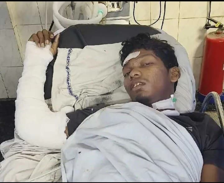 క్షతగాత్రుడికి కొనసాగుతున్న చికిత్స - Udayam