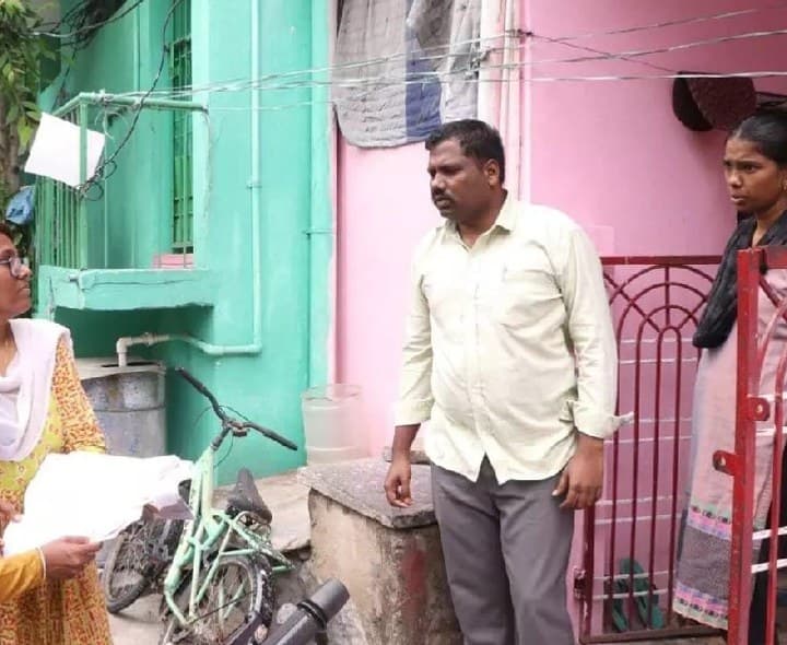 ఇంటింటికీ ఎన్యూమరేటర్లు.. వివరాల సేకరణ - Udayam