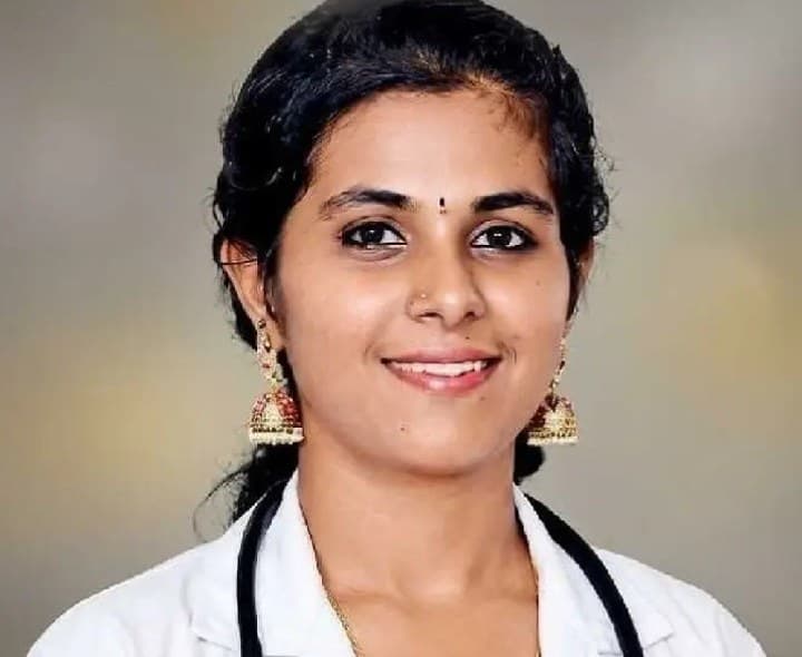 యాక్సిడెంట్.. వైద్య విద్యార్థిని మృతి - Udayam