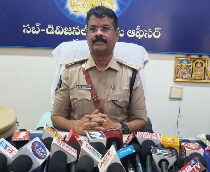 గూడూరు డిఎస్పీగా నరసింహమూర్తి బాధ్యతలు స్వీకరణ - Udayam
