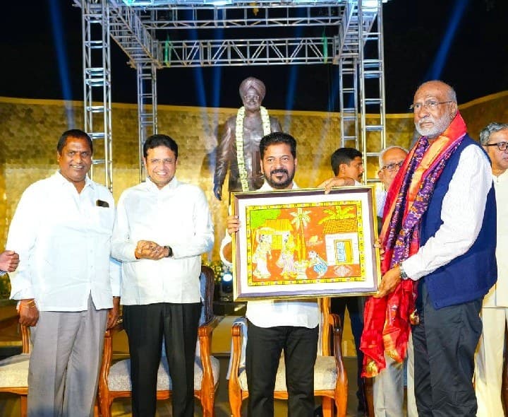 మన్మోహన్ సింగ్కు భారతరత్న ఇవ్వాలి - Udayam