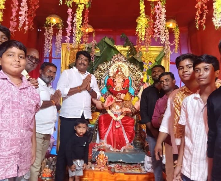 శివాజీ గణేష్ మండలి గణనాథున్ని దర్శించుకున్న బాజిరెడ్డి జగన్ - Udayam