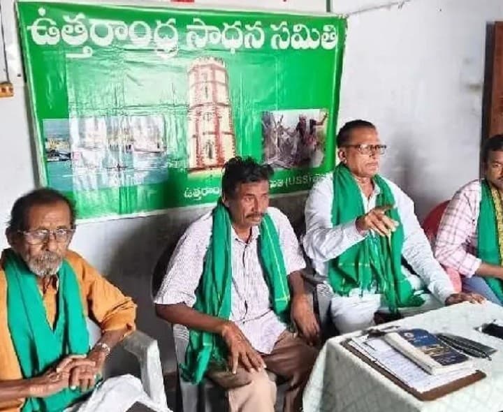 కరెంట్ కోతలతో పంటలు ఎండిపోతున్నాయి - Udayam