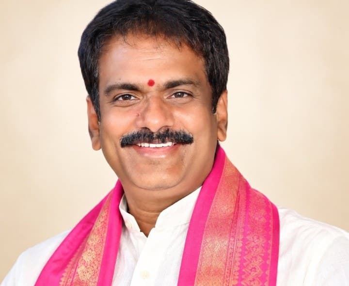 వినాయక చవితి శుభాకాంక్షలు తెలిపిన మాజీ ఎమ్మెల్యే - Udayam