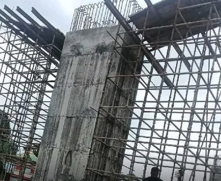 పాతపట్నంలో నత్తనడకన ఫ్లైఓవర్ పనులు - Udayam