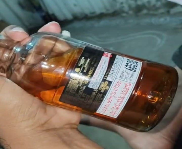 నకిలీ మద్యం వార్తలు అవాస్తవం: ఎక్సైజ్ శాఖ - Udayam