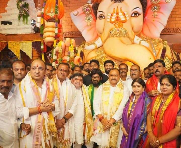 బాలాపూర్ గణనాథుడికి ప్రత్యేక పూజలు - Udayam