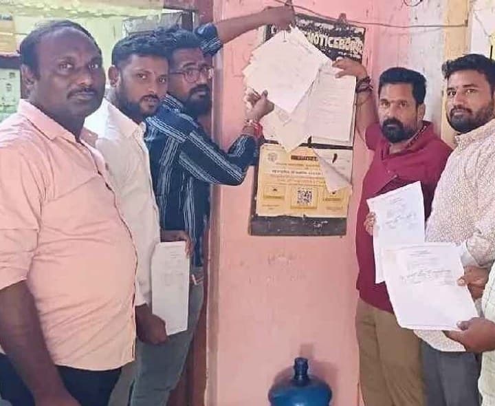కులాల వారీ ఓటర్ల జాబితా విడుదల చేసిన కమీషనర్ - Udayam