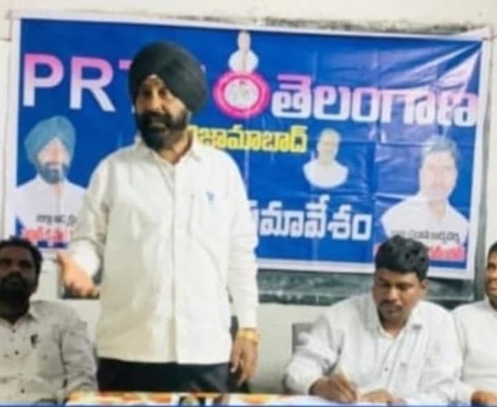 పీఆర్సీ, డీఏ జీవోలు వెంటనే విడుదల చేయాలి - Udayam