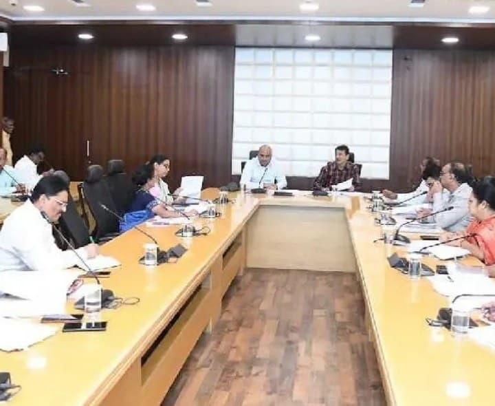 GHMC స్టాండింగ్ కమిటీ కీలక ప్రతిపాదనలకు ఆమోదం - Udayam