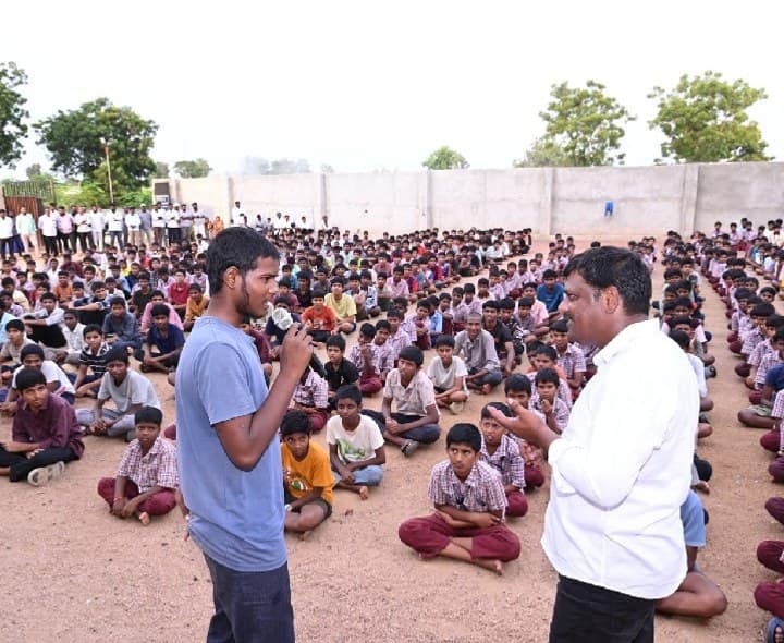 కొడంగల్లో విద్యార్థులతో తీన్మార్ మల్లన్న ముఖాముఖి - Udayam