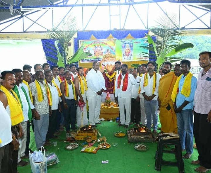 విశ్వకర్మ జయంతి ఉత్సవాల్లో మంత్రి అడ్లూరి - Udayam