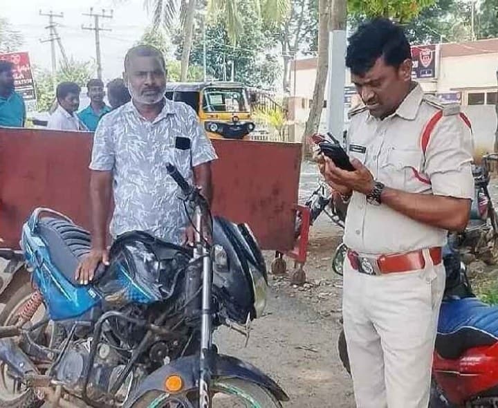 విస్తృత వాహన తనిఖీలు నిర్వహించిన ఎస్ఐ - Udayam