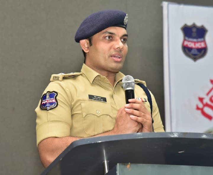 గణేష్ నిమజ్జనానికి పటిష్ట బందోబస్తు - Udayam