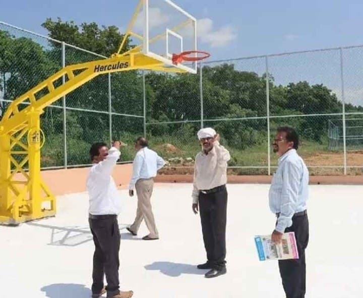 తెయూ నాణ్యతలో రాజీ వద్దు, పనుల్లో వేగం కావాలి - Udayam