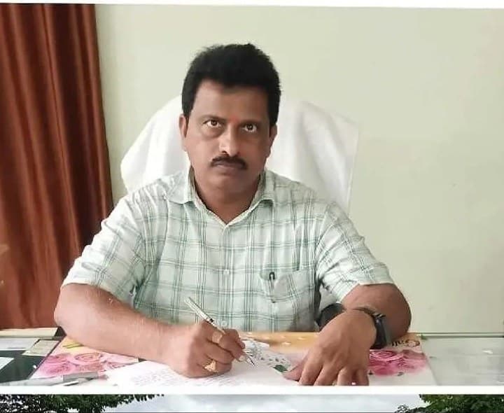 ప్రభుత్వ డిగ్రీ కళాశాలలో స్పాట్ అడ్మిషన్లు - Udayam