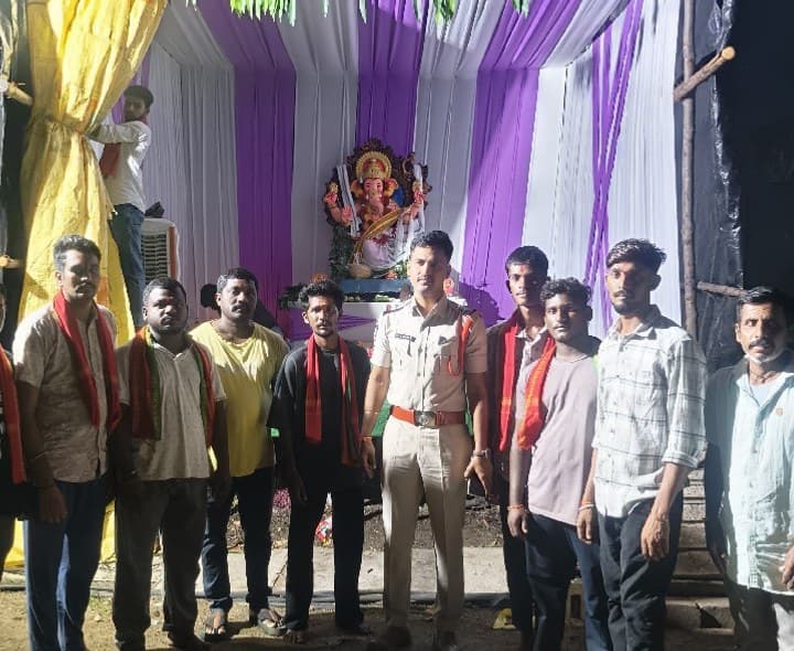 ఏర్పాట్లను పరిశీలించిన ఎస్ఐ గోపతి సురేష్ - Udayam