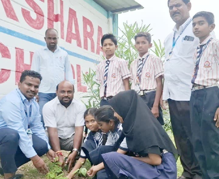పర్యావరణ పరిరక్షణ కోసమే మొక్కలు నాటా - Udayam