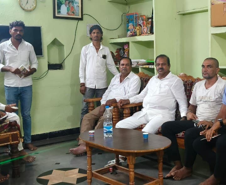 అశోక్రావు పాటిల్ను పరామర్శించిన భూపాల్రెడ్డి - Udayam