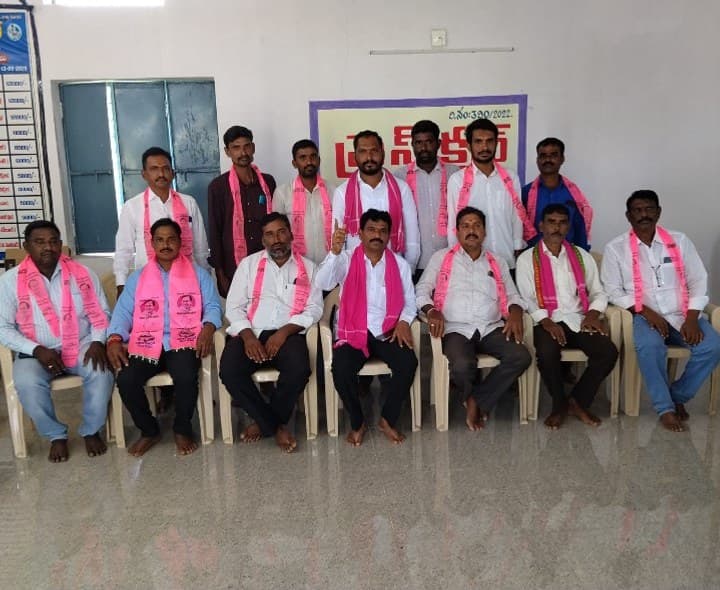 బిఆర్ఎస్ ప్రభుత్వ హయాంలోనే ఆదివాసులు, గిరిజనుల అభివృద్ధి జరిగింది - Udayam