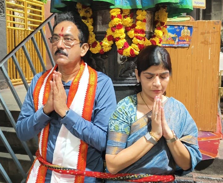 శ్రీ స్వామివారిని దర్శించుకున్న ఏపీ మహిళా కమిషన్ - Udayam