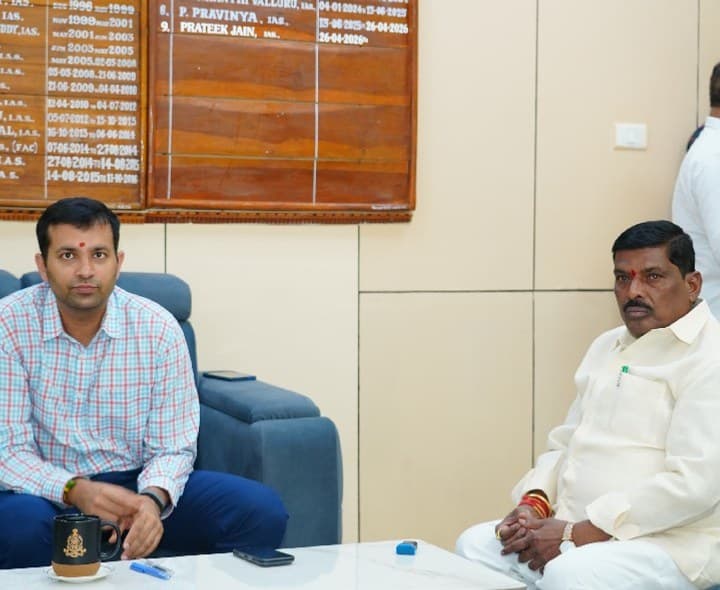విద్యుత్ సబ్స్టేషన్లకు ప్రభుత్వ స్థలాలు కేటాయించాలి - Udayam