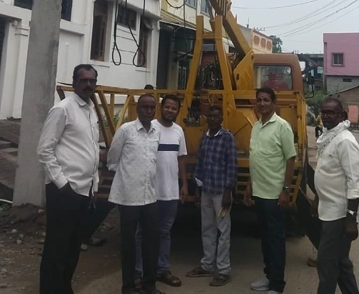 నిర్మల్ వినాయక నిమజ్జనం కూడళ్లలో వీధి దీపాల ఏర్పాటు - Udayam