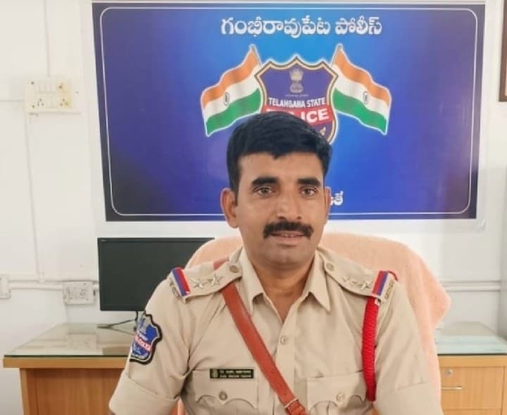 గంజాయి విక్రయిస్తున్న ఇద్దరు అరెస్ట్ - Udayam