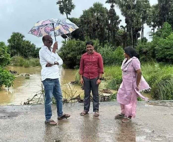 నెల్లిమర్ల లొ ప్రత్యేక అదికారి పర్యటన - Udayam