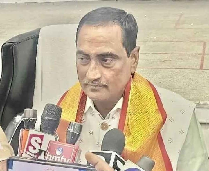 బాలికల వసతిగృహాలలో భద్రతా చర్యలు పెంచాలి - Udayam