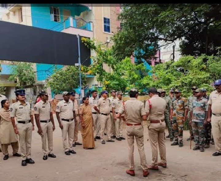 గణేష్ ఉత్సవాలకు భారీ భద్రత - Udayam