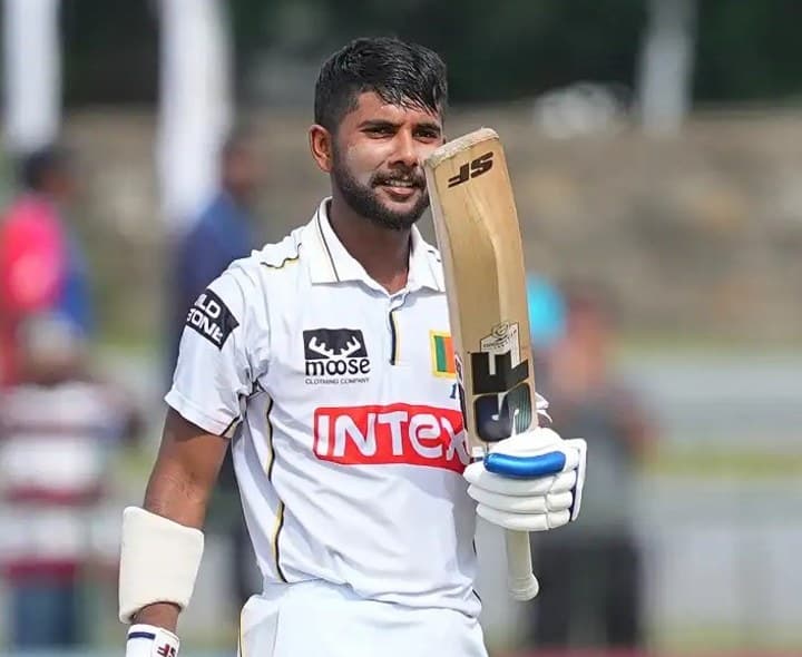 శ్రీలంక బ్యాటర్ దినుషాకు ప్రతిష్టాత్మక అవార్డు - Udayam