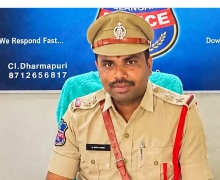 బుగ్గారం నూతన ఎస్సైగా ఎస్. శ్రీకాంత్ బాధ్యతల స్వీకరణ - Udayam
