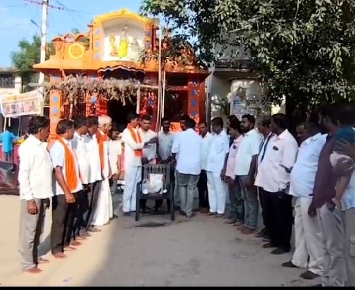 ధర్పల్లి మండల కేంద్రంలో జాతీయ జెండా ఆవిష్కరణ - Udayam